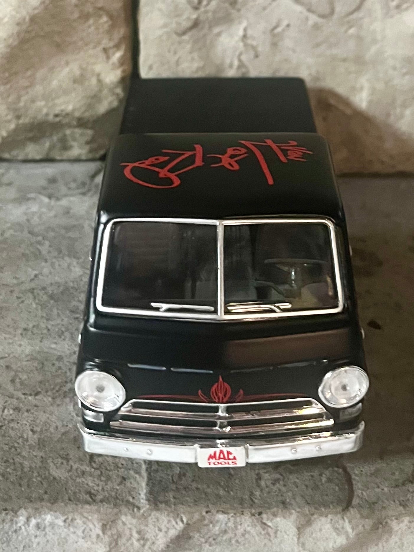 Von Hot Rod Truck