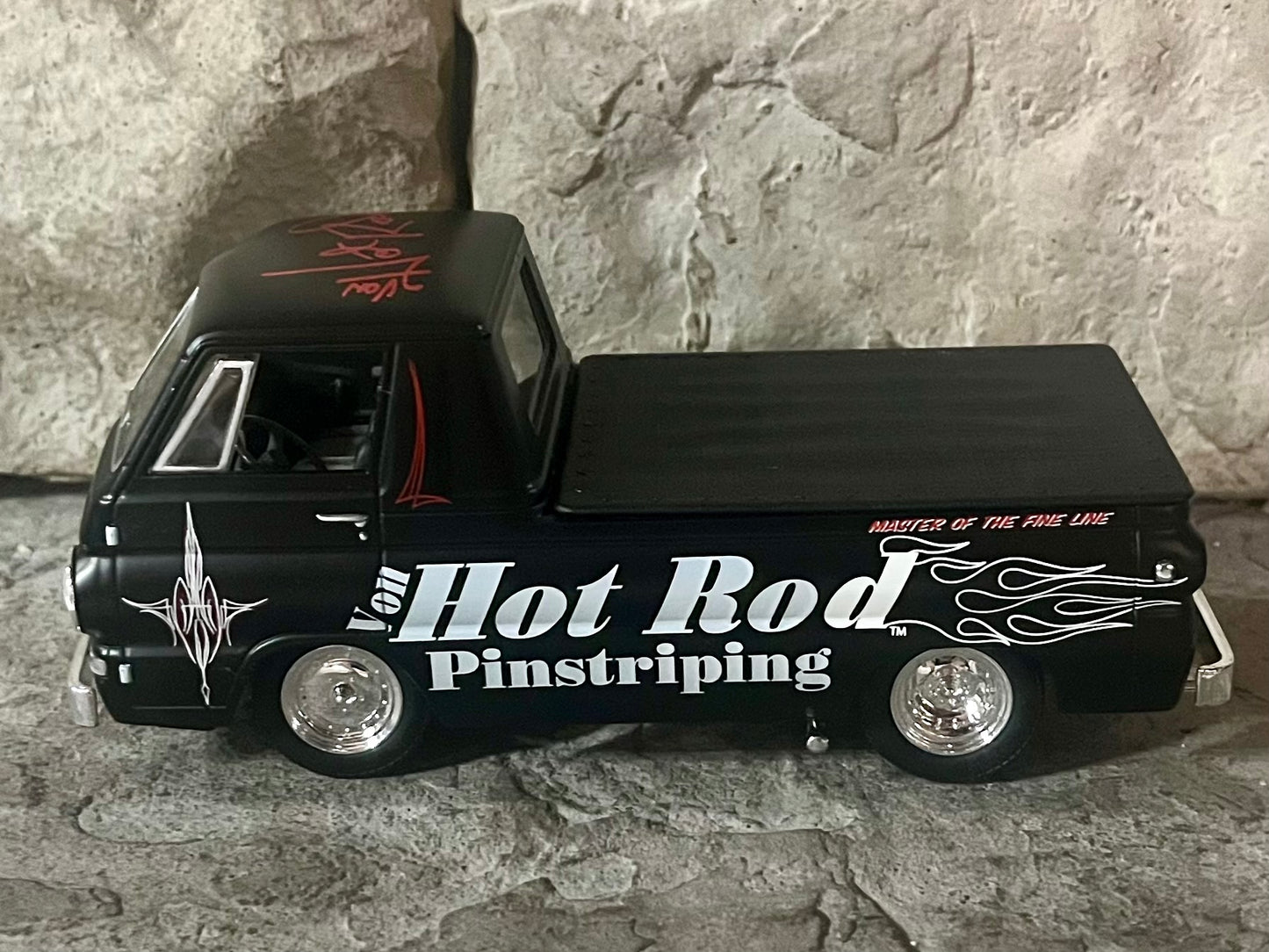 Von Hot Rod Truck